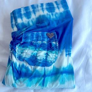 Cute Booty Lounge Blue Tie Dye scrunch leggings M